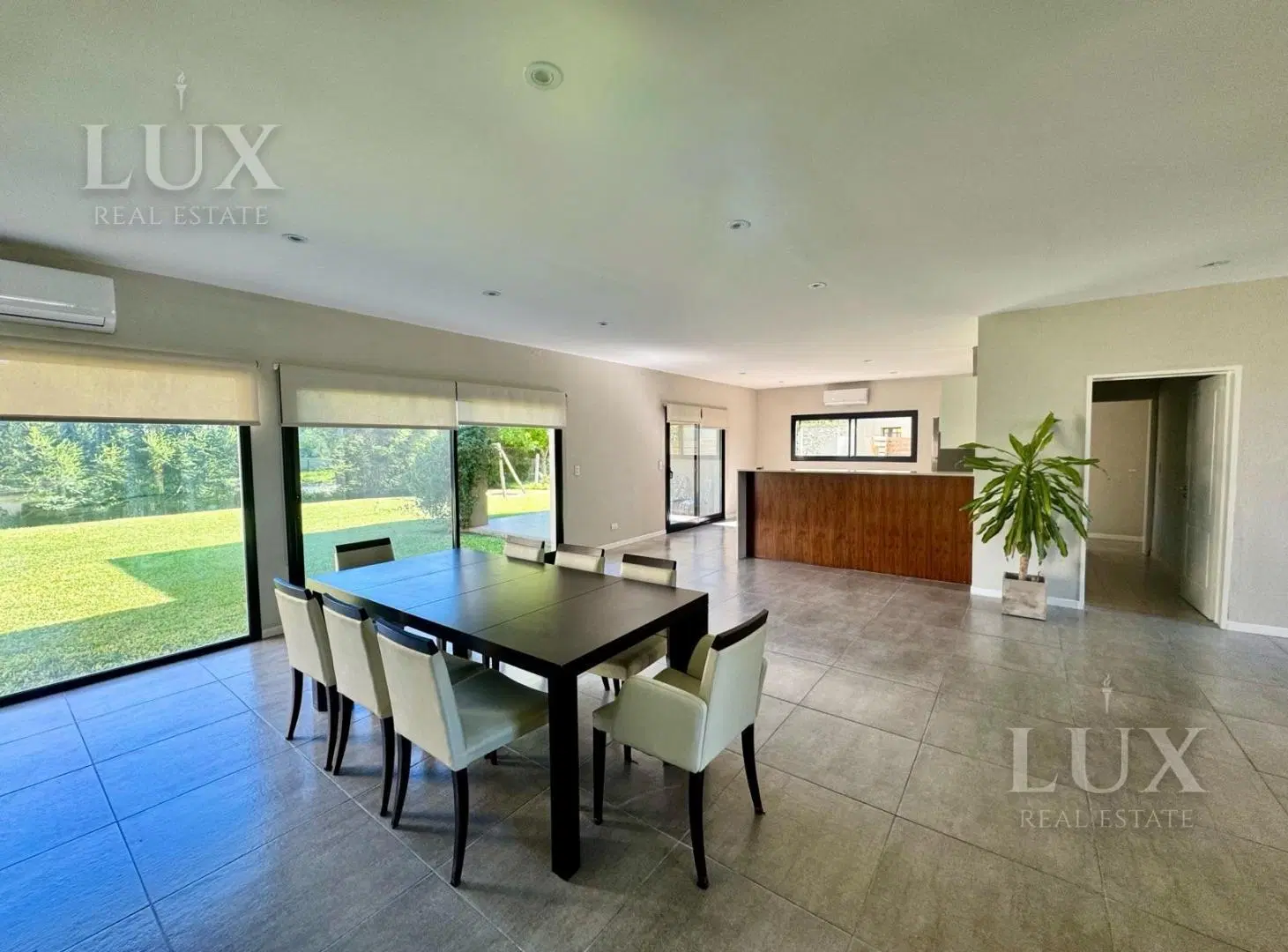 Funcional casa en Venta en una planta  El Canton - Puerto 4