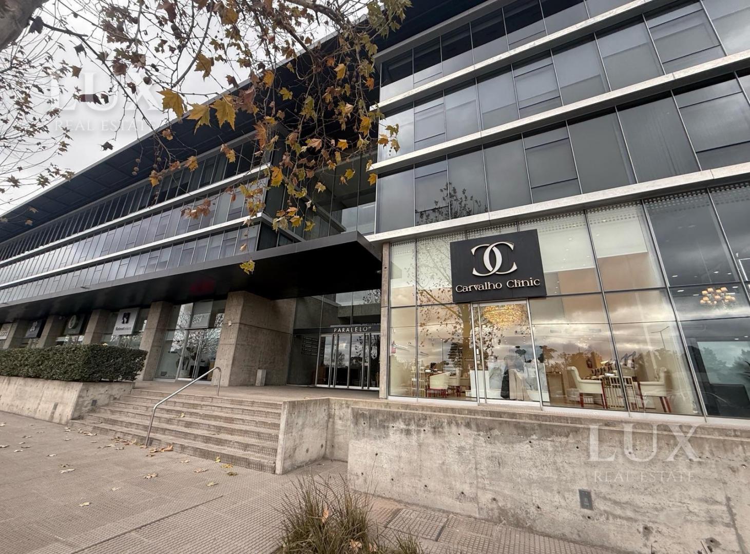 Oficina en venta en Pilar