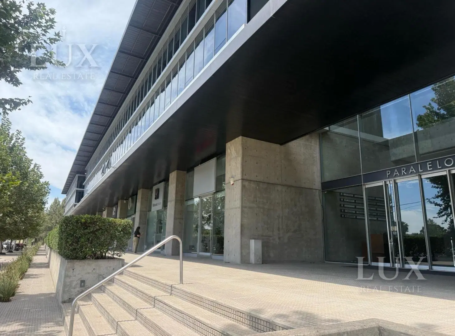 Oficina en venta en Pilar 5