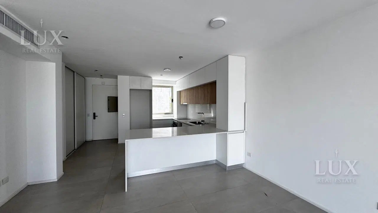Departamento en  venta  Semipiao con Pileta y Terraza Propias en Villa Devoto 5