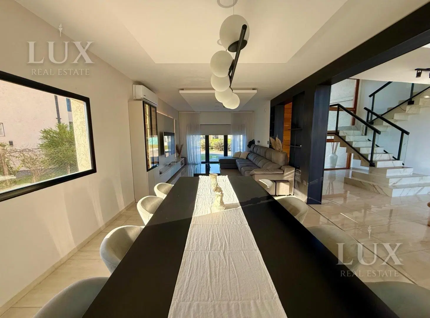 Venta Casa con vista al golf , 4 habitaciones en Canton Golf 2