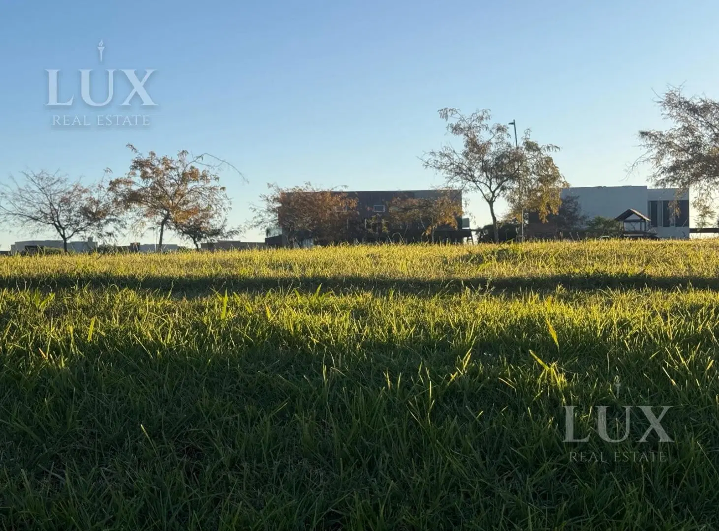 Terreno a la laguna en Marinas Puertos del Lago Escobar 3