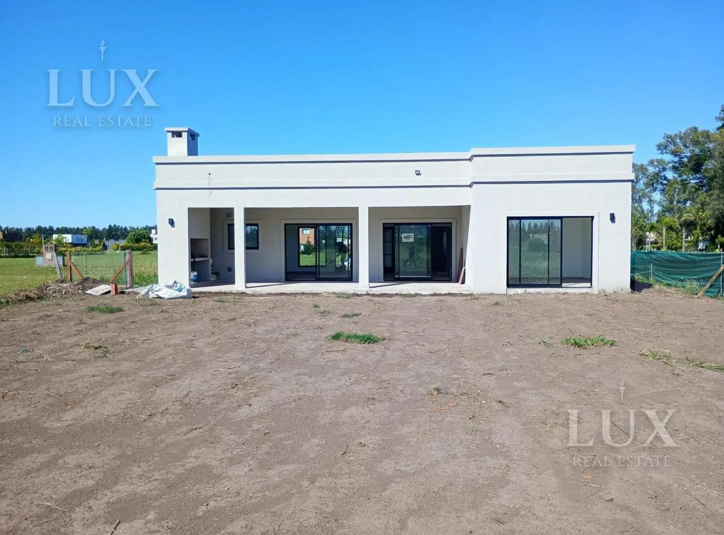 Casa en venta 4 ambientes en Campana 3