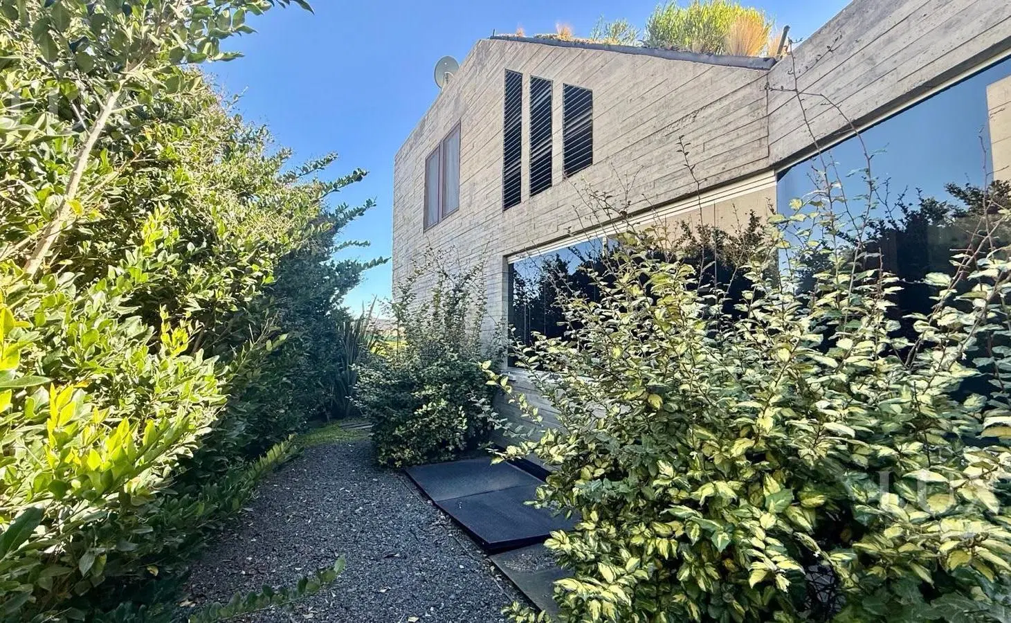 Casa de diseno a la laguna en El Naudir Aguas Privadas 4