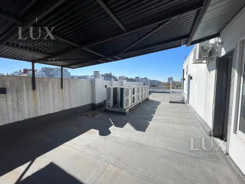 Edificio Comercial 900m2 Polo Audiovisual 5