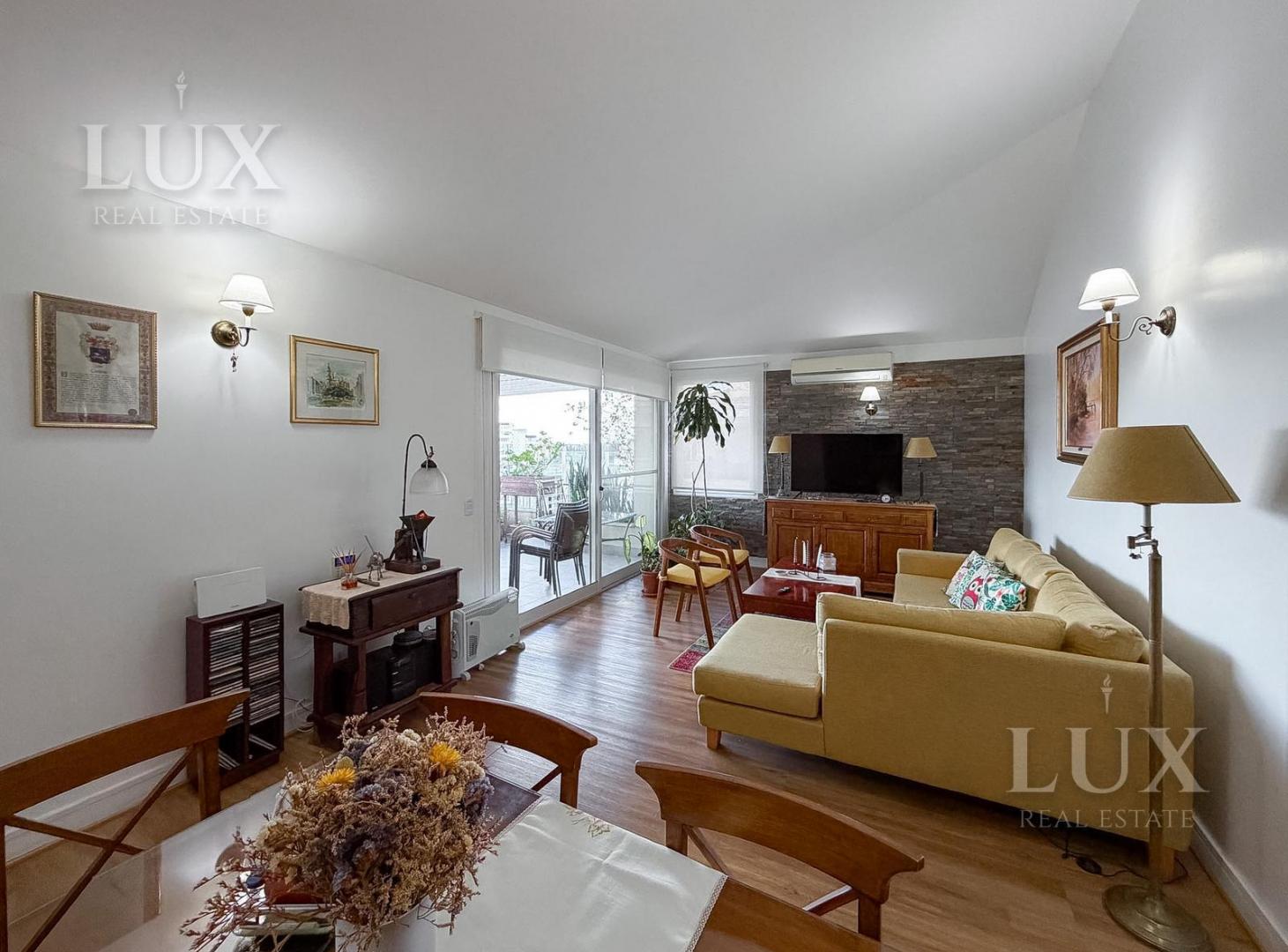 Foto de Departamento en venta de 2 habitaciones y vista al agua de la bahía de, imagen 1