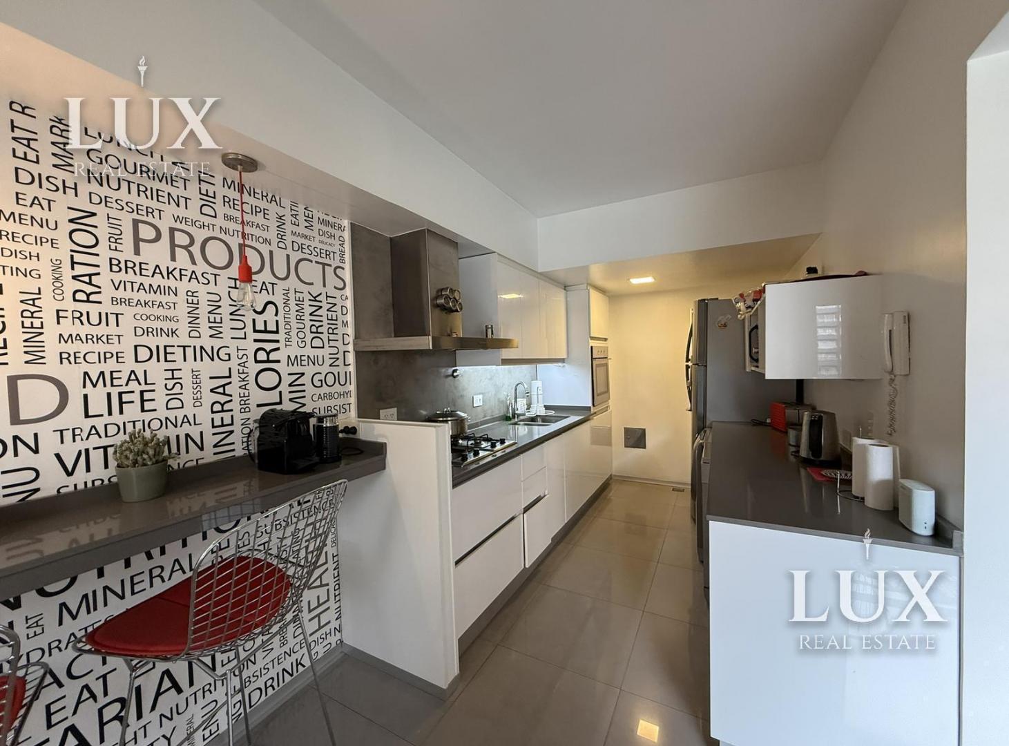 Foto de Departamento 4 ambientes en venta con cochera y baulera en Puerto, imagen 4