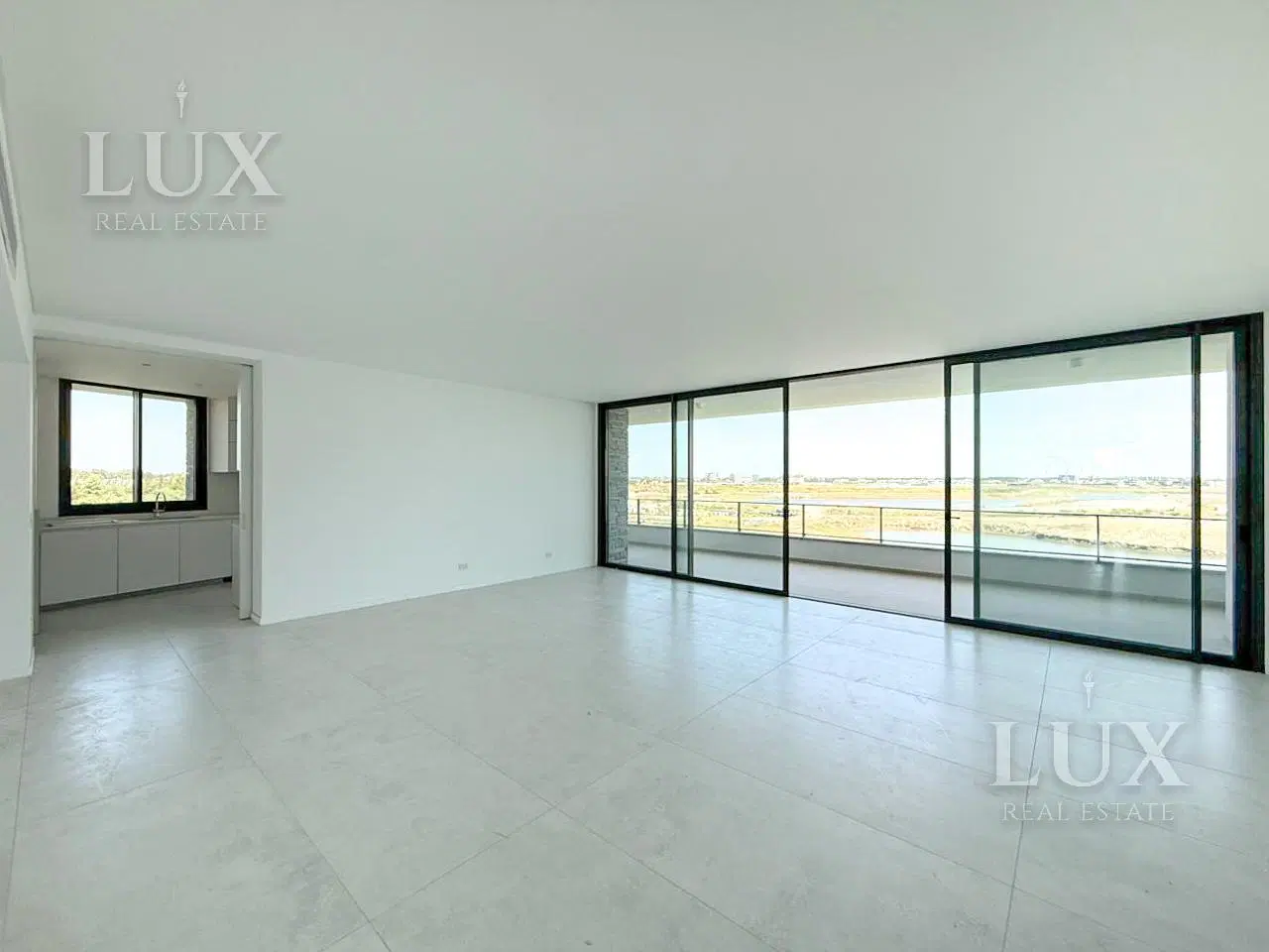 Departamento en Alquiler 3/4 ambientes con posibilidad de amoblar en Oceana Nordelta 4