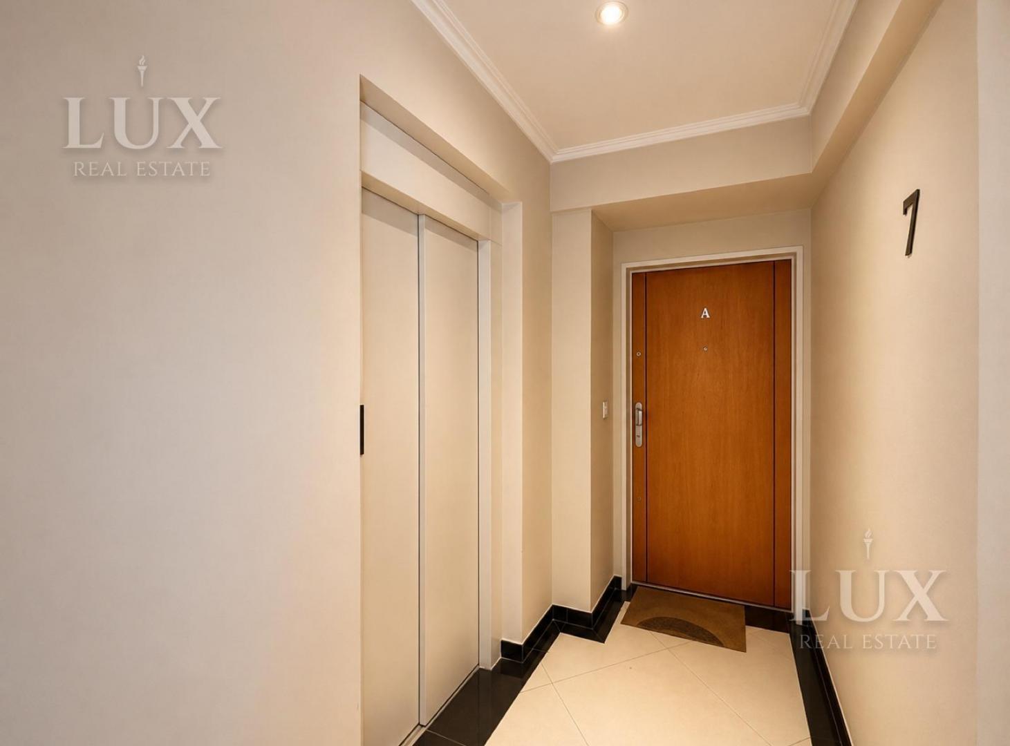 Foto de Departamento 3 AMBIENTES EN VENTA REMEDIOS DE ESCALADA ,APTO CREDITO, imagen 2