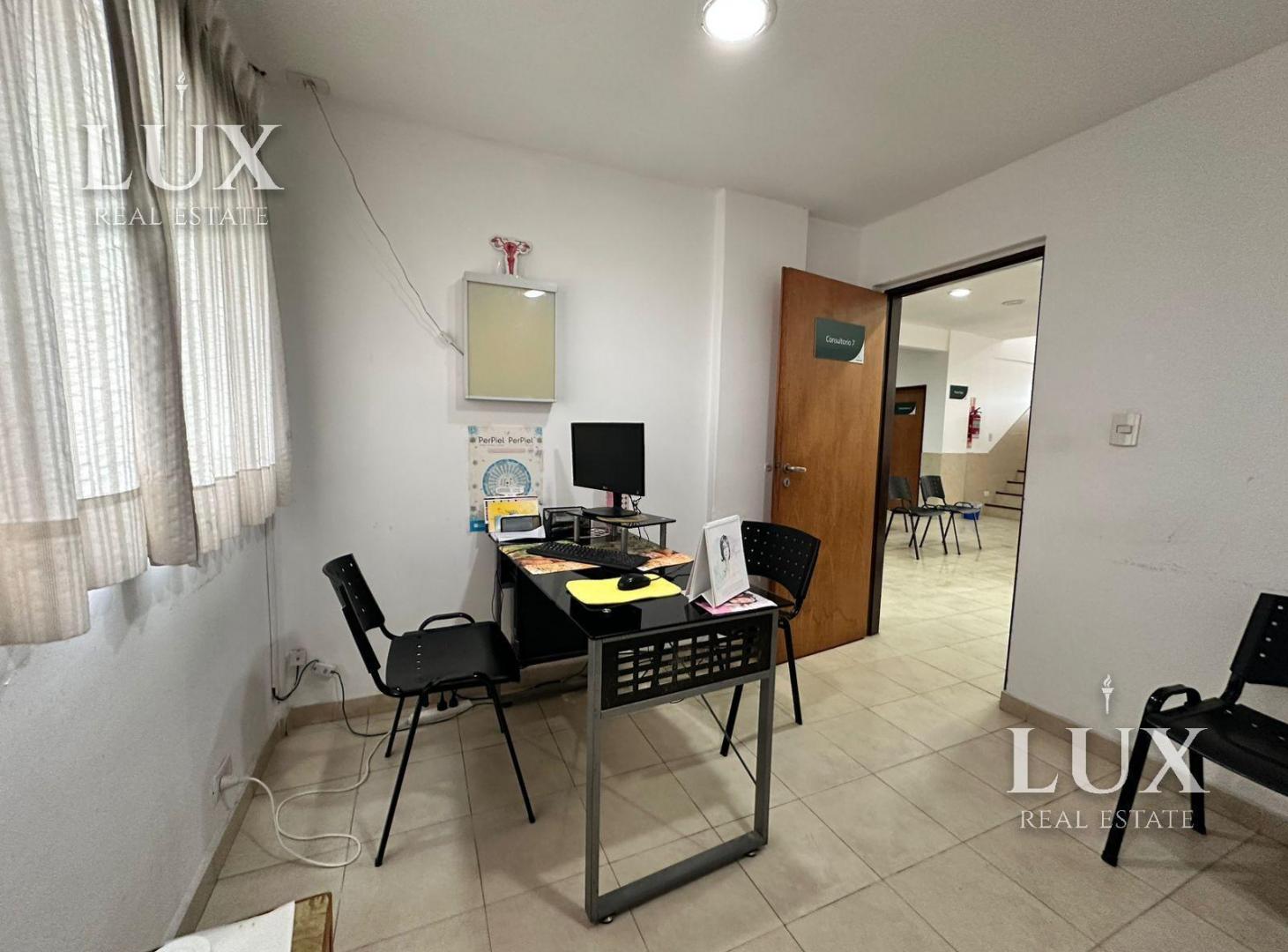 Foto de EDIFICIO EN VENTA APTO CLINICA MEDICA CTRO DE SALUD, imagen 4