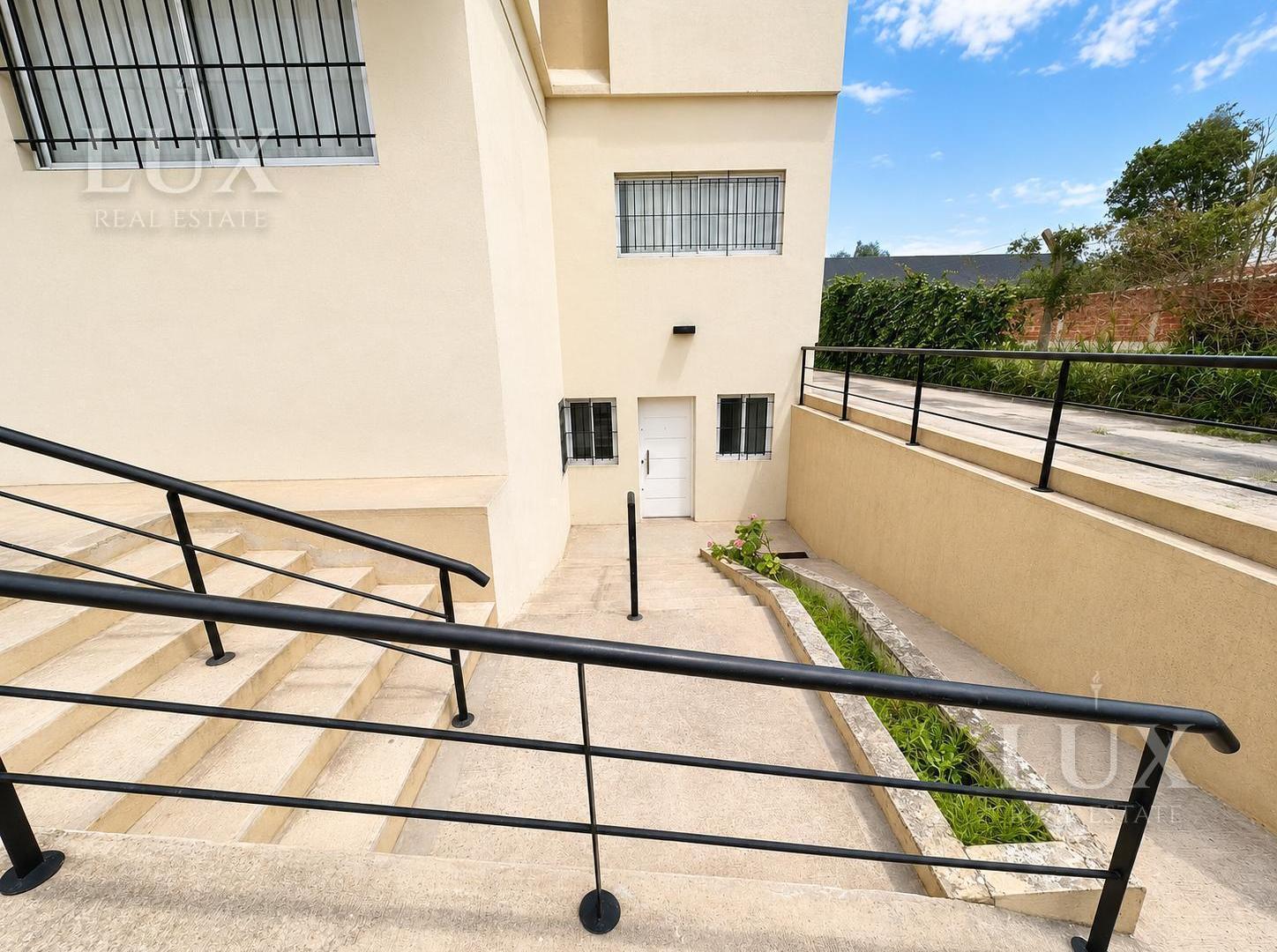 Foto de EDIFICIO EN VENTA APTO CLINICA MEDICA CTRO DE SALUD, imagen 1