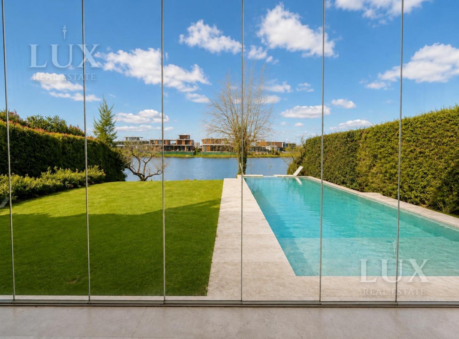 Foto de Casa en venta sobre lago y golf. El Golf Nordelta, imagen 4
