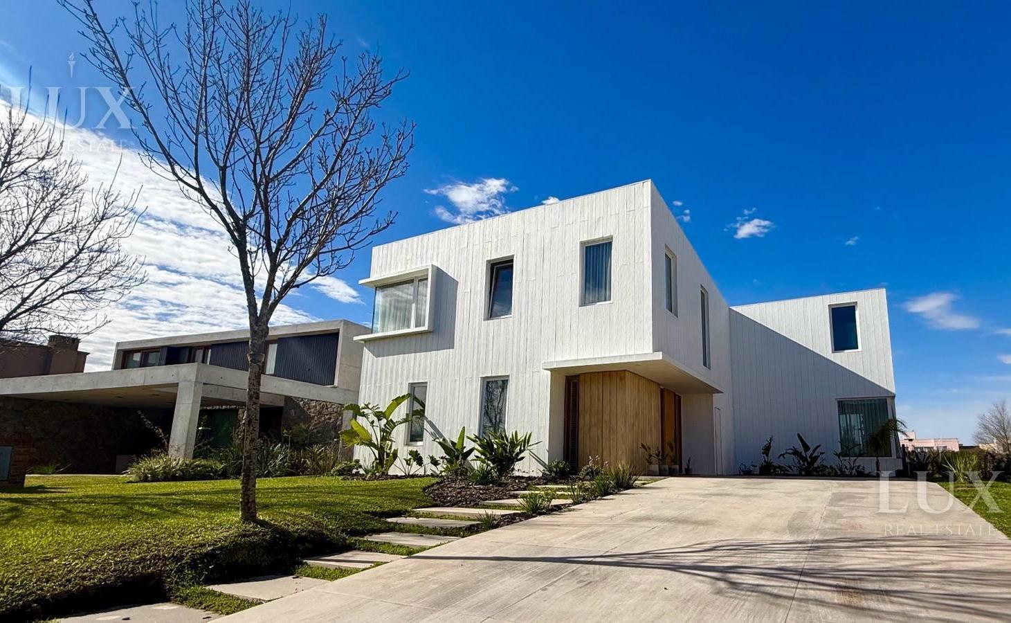 Casa Amoblada a la laguna en Muelles Puertos del Lago