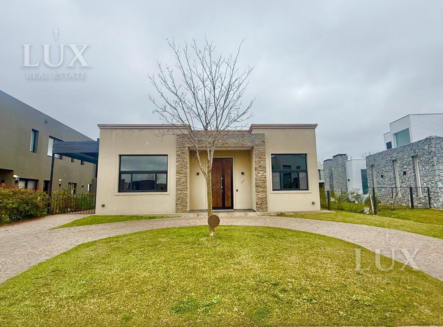 Foto de Casa en alquiler Anual barrio Acacias, imagen 3