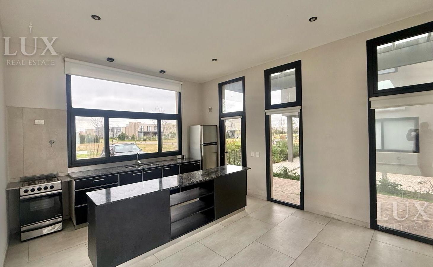 Foto de Casa en alquiler Anual barrio Acacias, imagen 5
