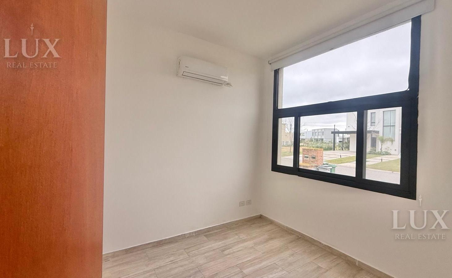 Foto de Casa en alquiler Anual barrio Acacias, imagen 2