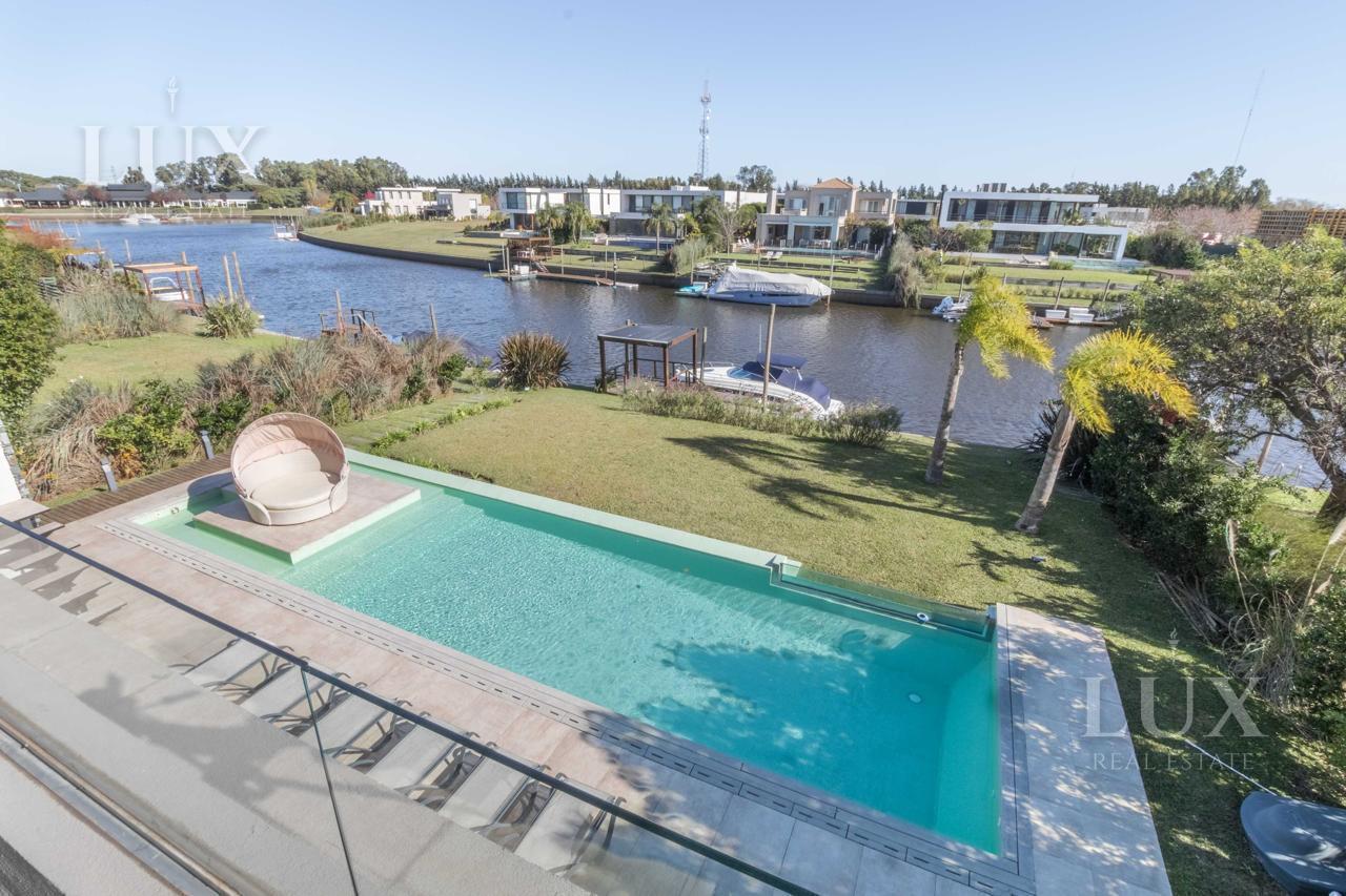 Foto de Casa en venta con salida al río en el Barrio Náutico Albanueva, Tigre, imagen 5