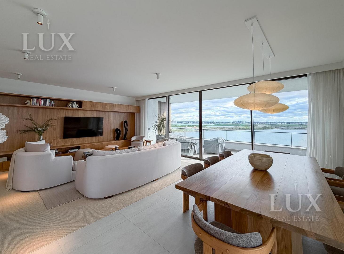 Foto de Departamento en venta o alquiler amoblado con 3 habitaciones en suite, imagen 3
