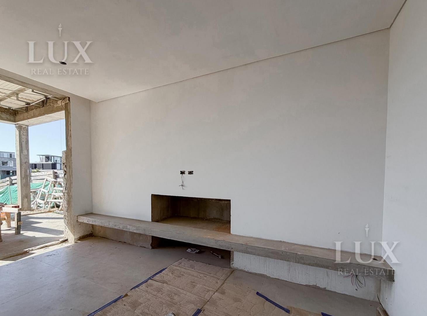 Foto de Casa en venta a la laguna con 4 habitaciones en suite en Los Puentes, imagen 1