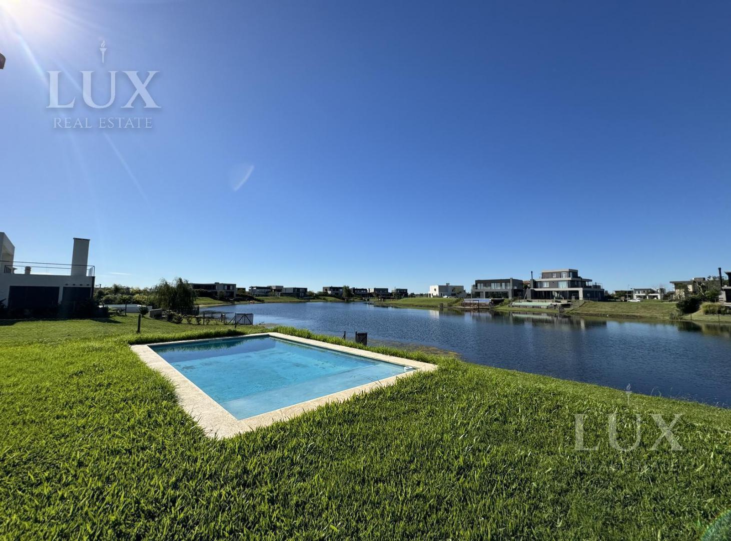 Foto de Casa en alquiler y venta a la laguna Marinas Puertos del Lago, imagen 1