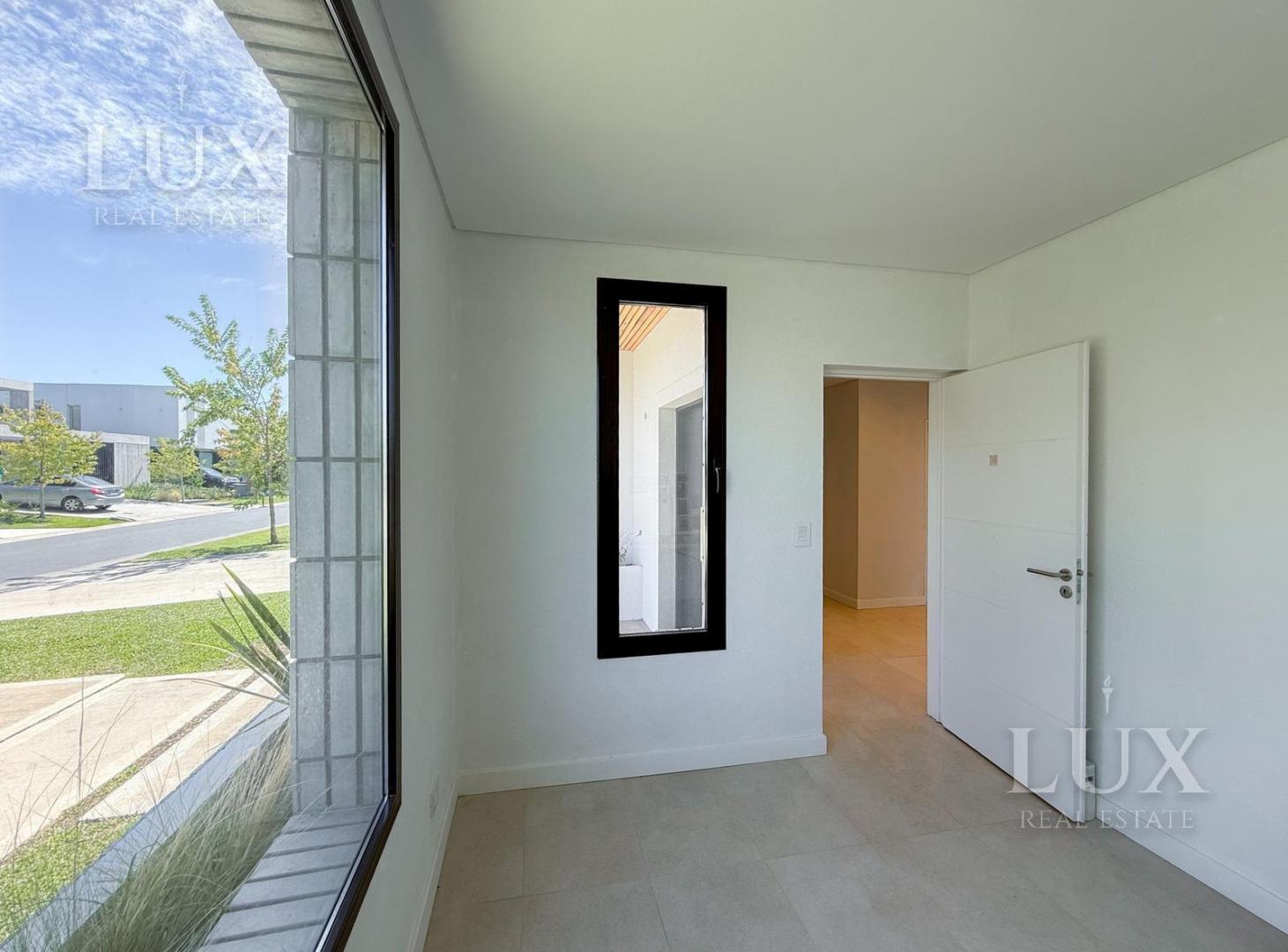 Foto de Casa en venta con 3 habitaciones y escritorio en Carpinchos, Nordelta, imagen 3