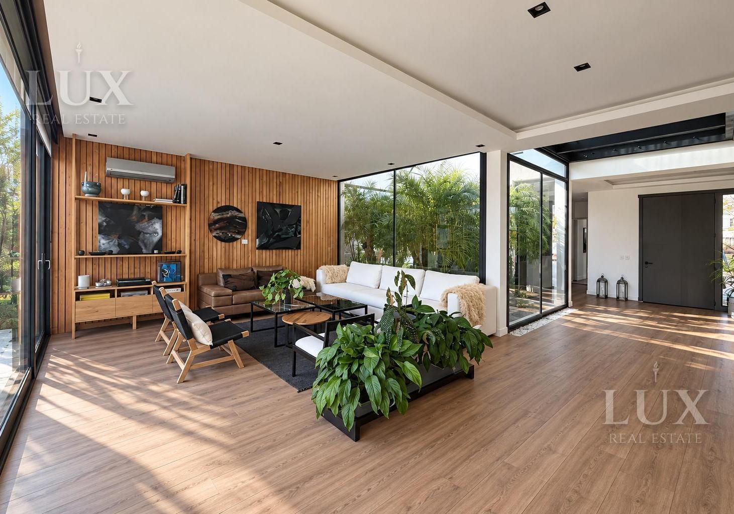 Foto de Casa en venta con salida a la laguna en el Barrio El Golf, Nordelta, imagen 5