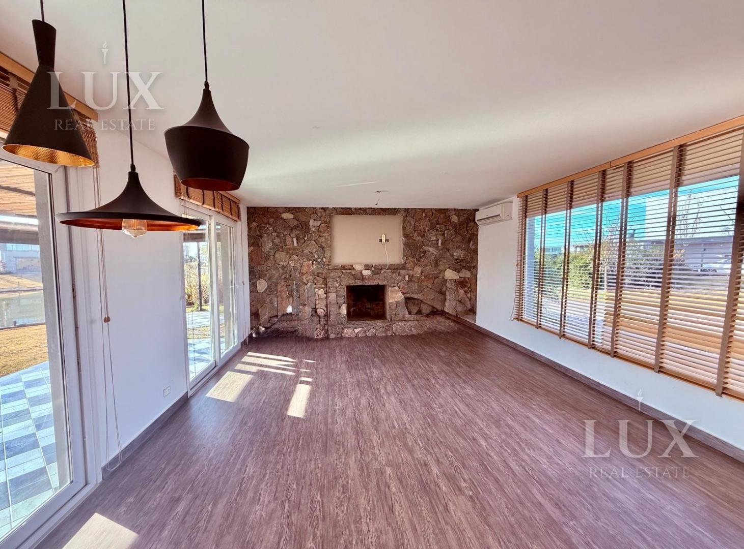 Foto de Casa en Venta El Canton Islas a la Laguna, imagen 2