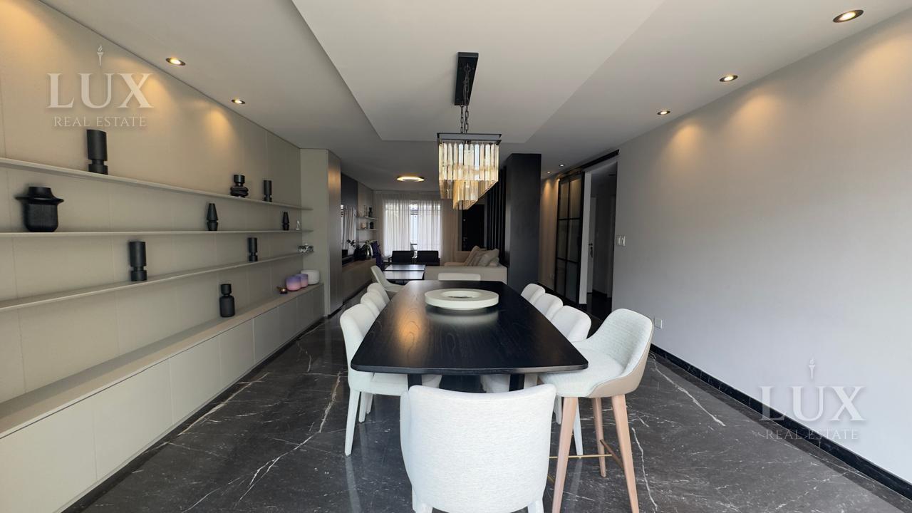 Foto de Casa Exclusiva en Villa Devoto 6 Ambientes Pileta Parque Parrilla, imagen 4