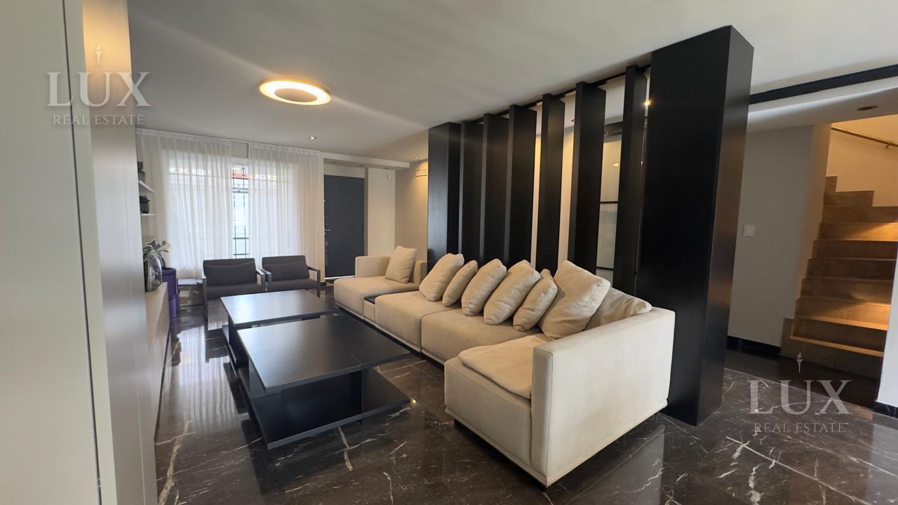 Foto de Casa Exclusiva en Villa Devoto 6 Ambientes Pileta Parque Parrilla, imagen 3