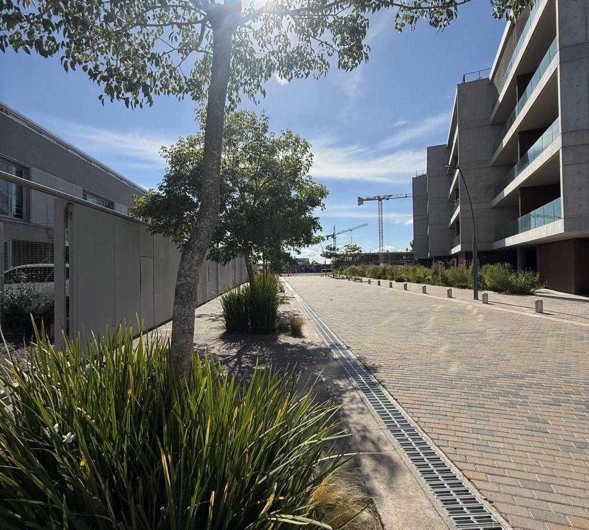 Foto de Residencias del Lago vista a la laguna en alquiler Puertos del Lago, imagen 1