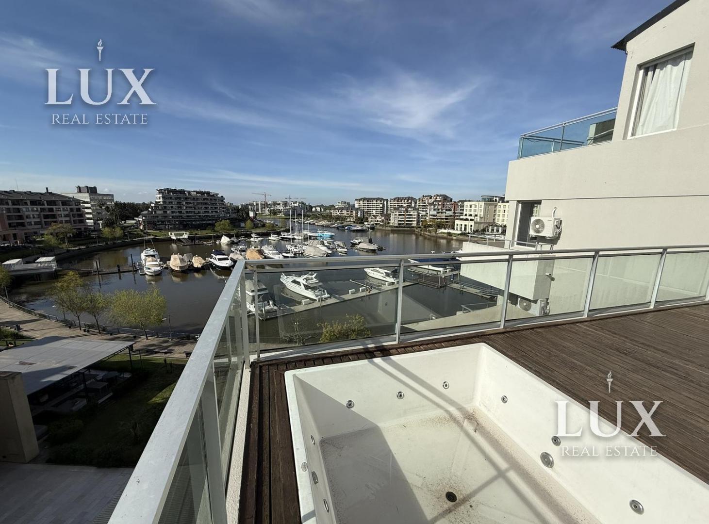 Foto de Departamento en Venta de 3 ambientes con vista al rio en Bahia Grande, imagen 3
