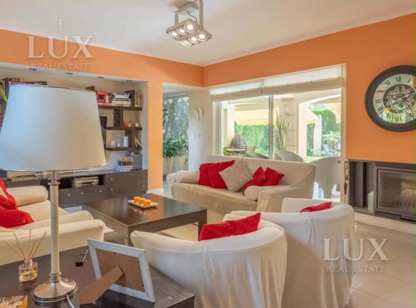 Foto de Casa en venta de 6 ambientes en Las Glorietas, imagen 4