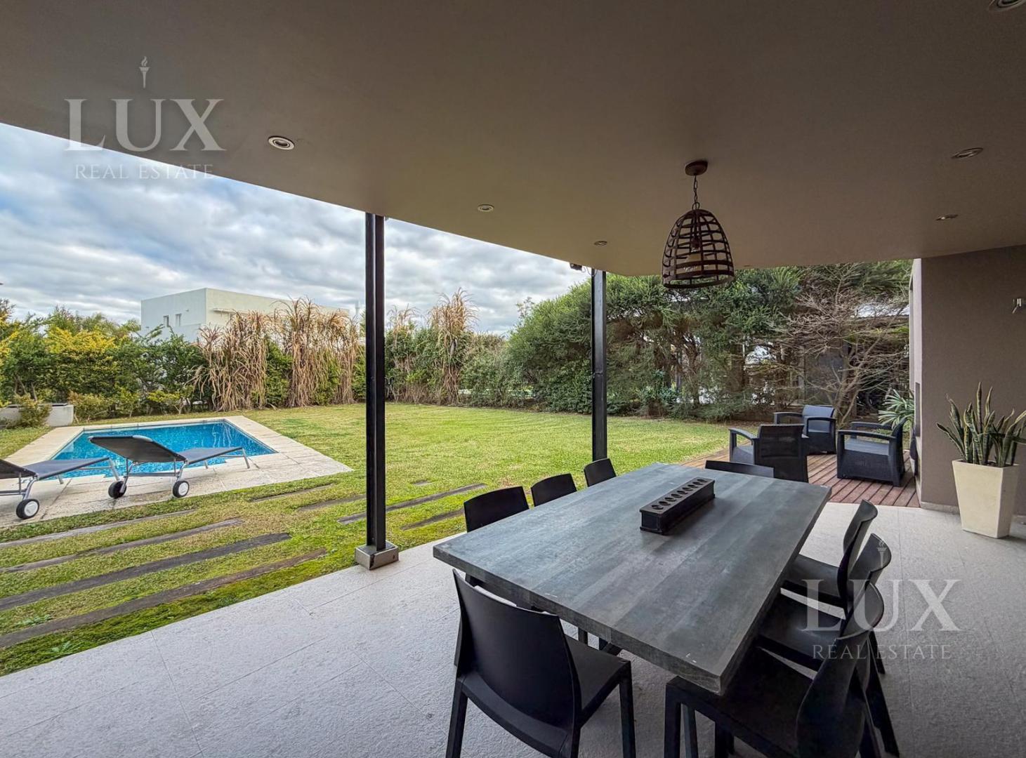 Foto de Casa en alquiler amoblada con 4 habitaciones en Los Alisos, Nordelta, imagen 2