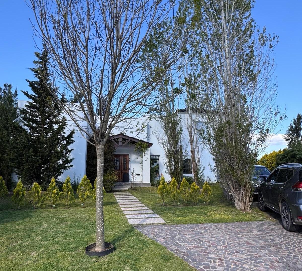 Foto de Casa en Venta Area 1 Barrio San Matias, imagen 1