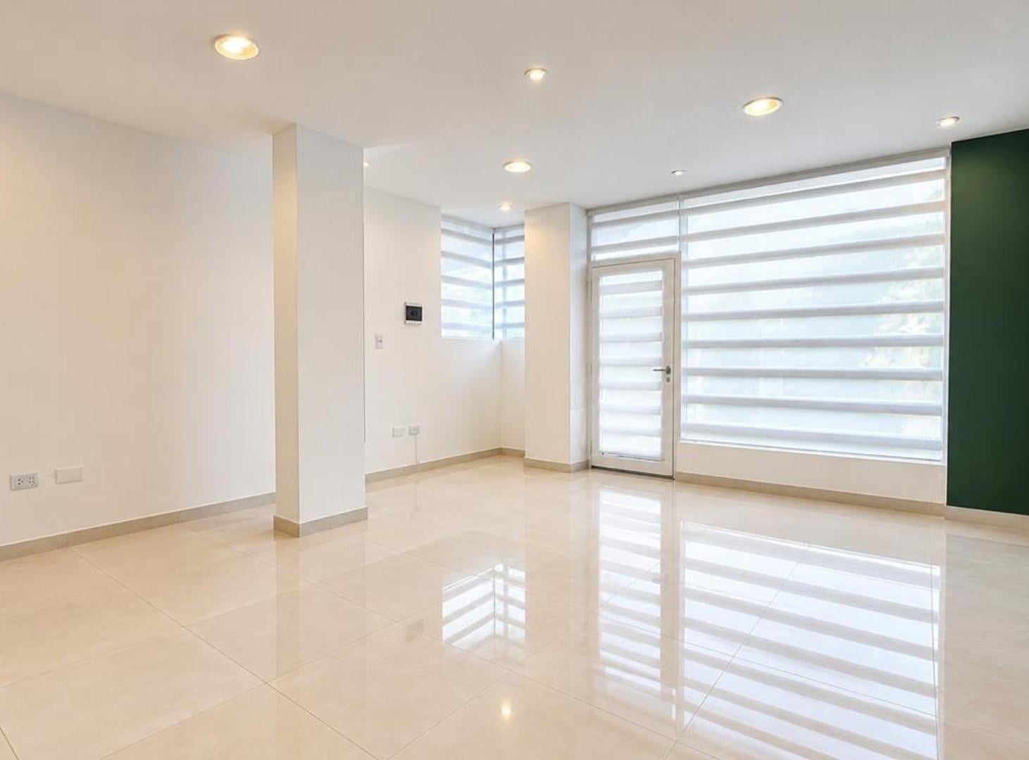Foto de VENTA - LOCAL COMERCIAL, imagen 2
