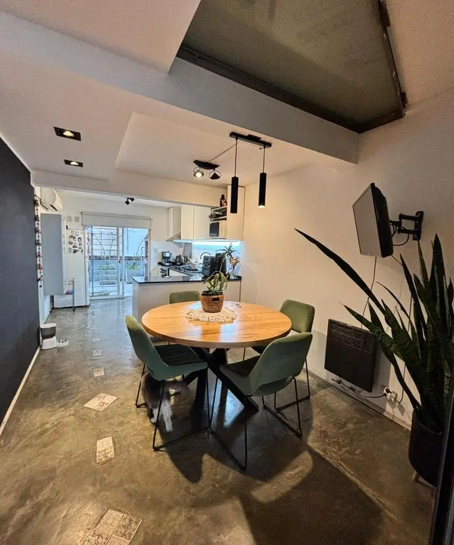Venta inmediata. Departamento de lujo en Obispo Trejo al 1100. 3