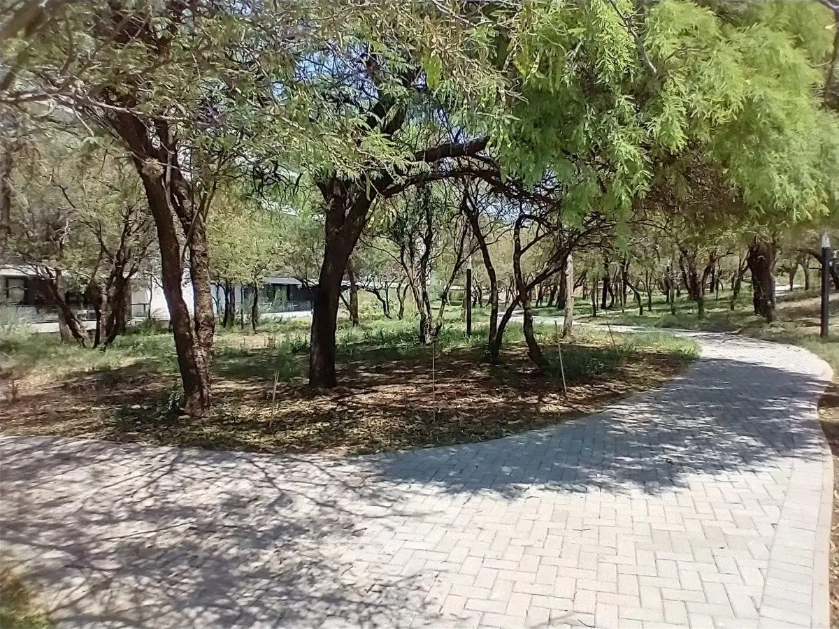 ALQUILER PREMIUM: 2 Dormitorios con Cochera en Greenpark, Valle Escondido 2