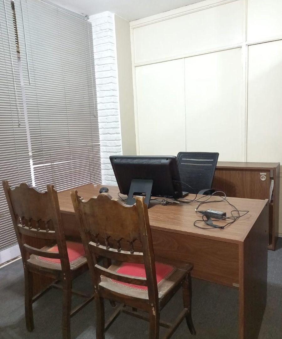 Foto de Alquiler Oficina frente a Tribunales I (Edificio El Foro) - Con baño, imagen 1
