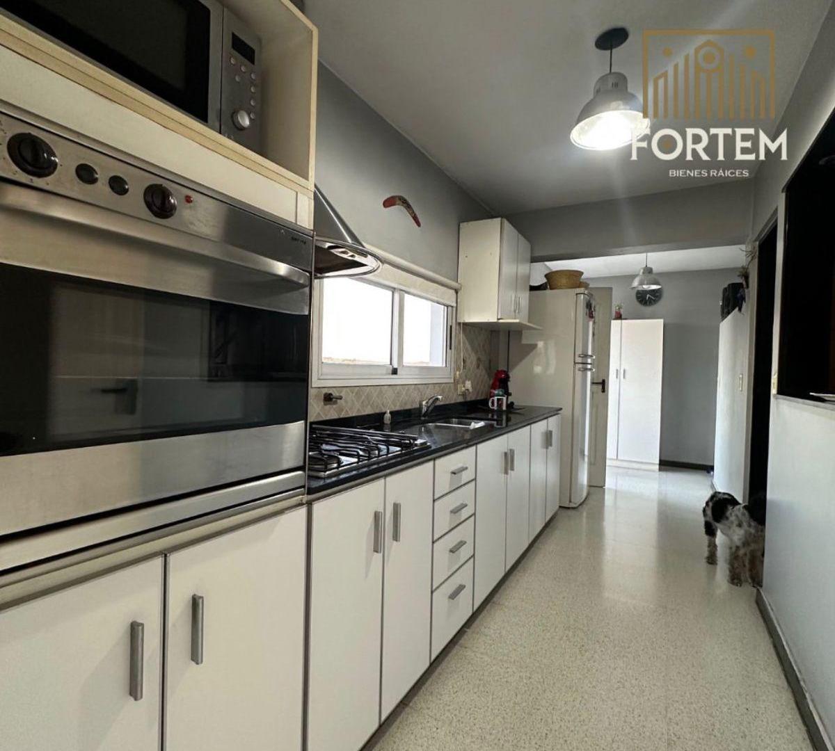 Foto de LA CALERA- ESPECTACULAR PROPIEDAD EN VENTA - VISTA A LAS SIERRAS, imagen 2