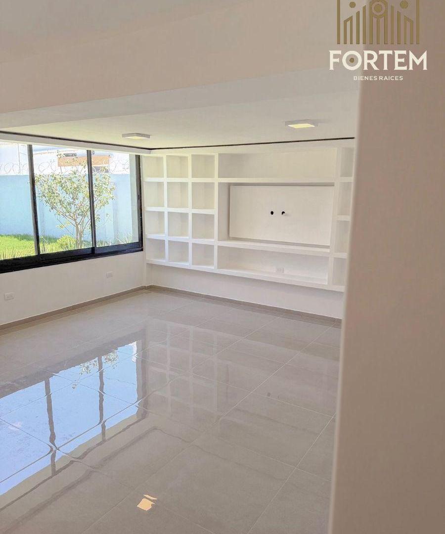 Foto de PROPIEDAD DE CATEGORIA | 4 Dormitorios | Santa Rita, Villa Carlos Paz, imagen 3