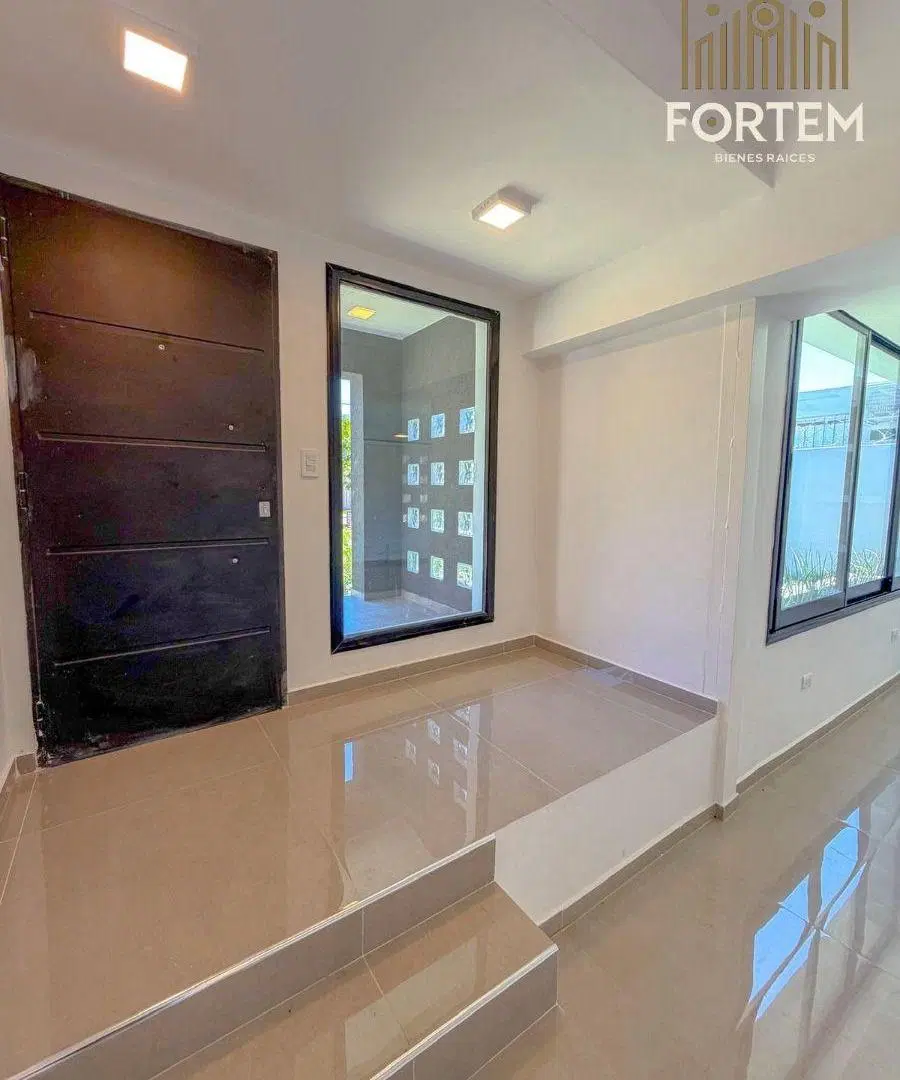 PROPIEDAD DE CATEGORIA | 4 Dormitorios | Santa Rita, Villa Carlos Paz 2