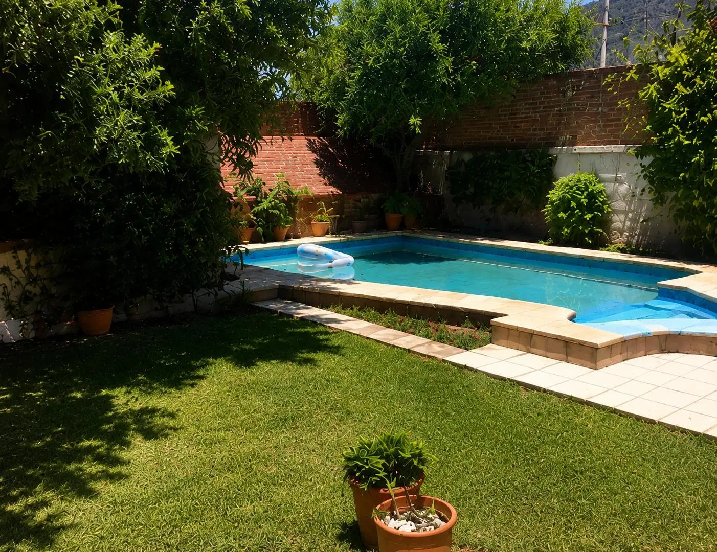 AMPLIO DUPLEX 3 DORMITORIOS Y PILETA | B° Urca 3