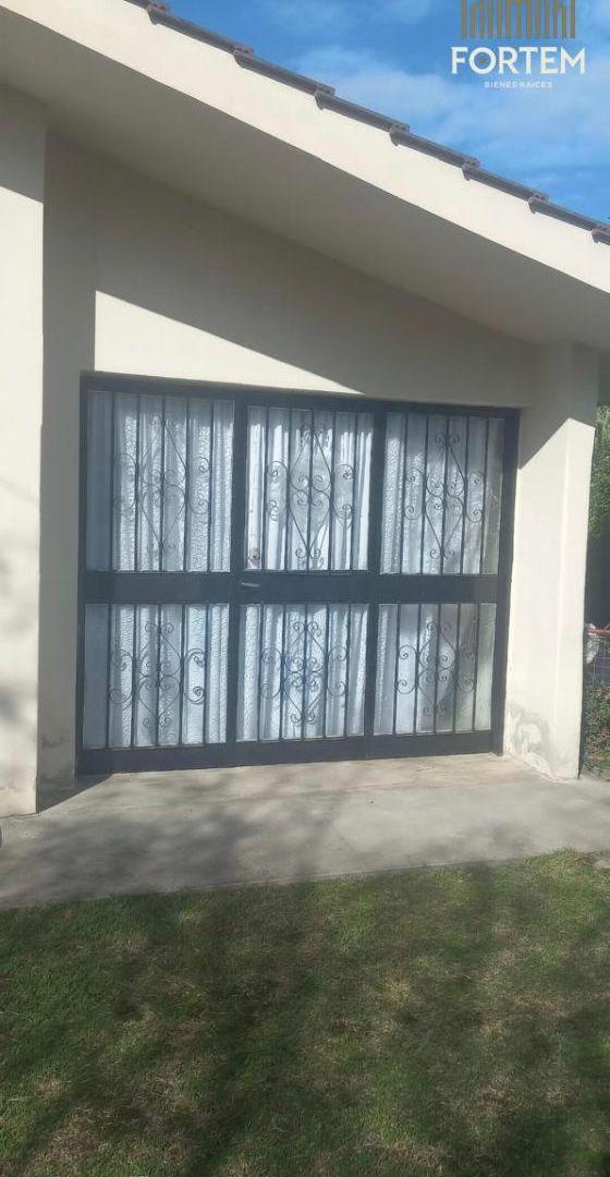 Foto de AMPLIA PROPIEDAD DE 3 DORMITORIOS - BARRIO LA QUINTA | VILLA CARLOS PAZ, imagen 4