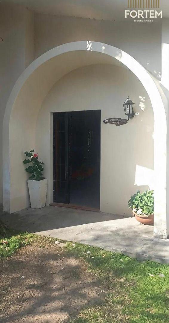 Foto de AMPLIA PROPIEDAD DE 3 DORMITORIOS - BARRIO LA QUINTA | VILLA CARLOS PAZ, imagen 1