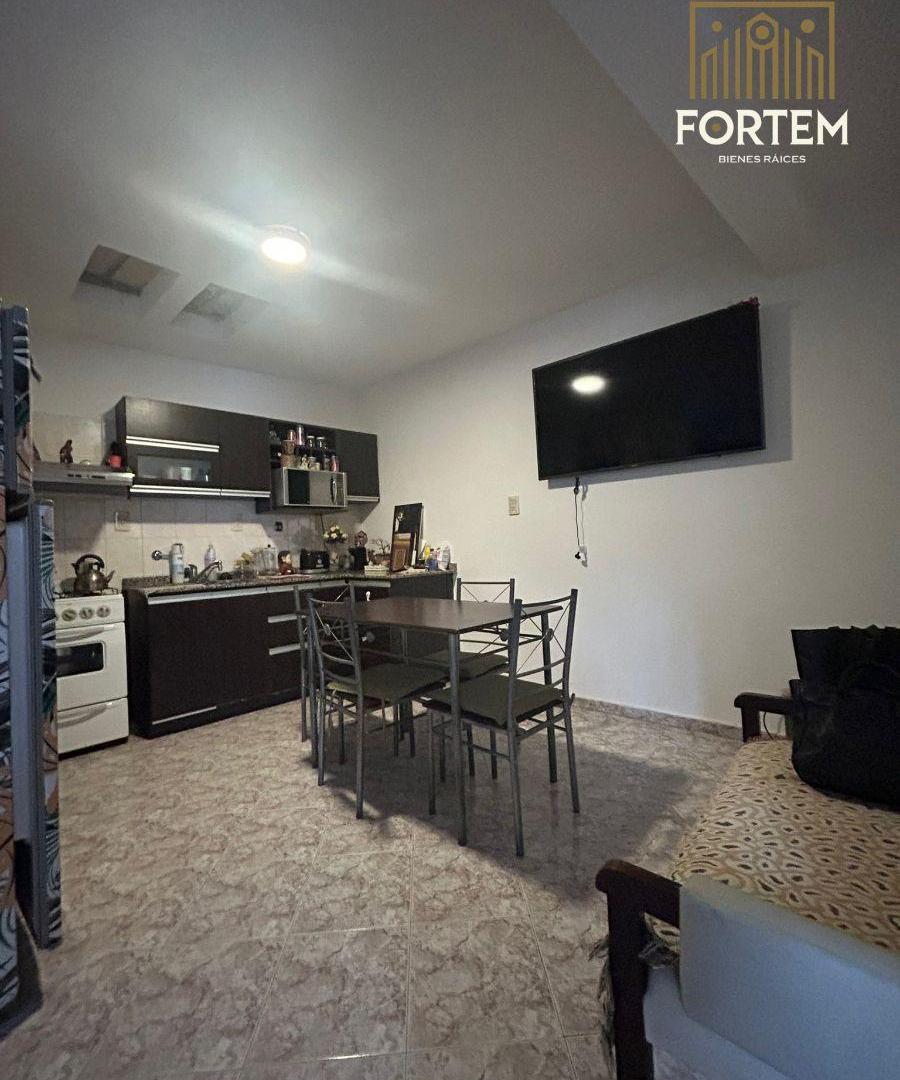 Foto de VENTA CONJUNTO DE 2 DEPARTAMENTOS PLENO CENTRO VILLA CARLOS PAZ, imagen 4