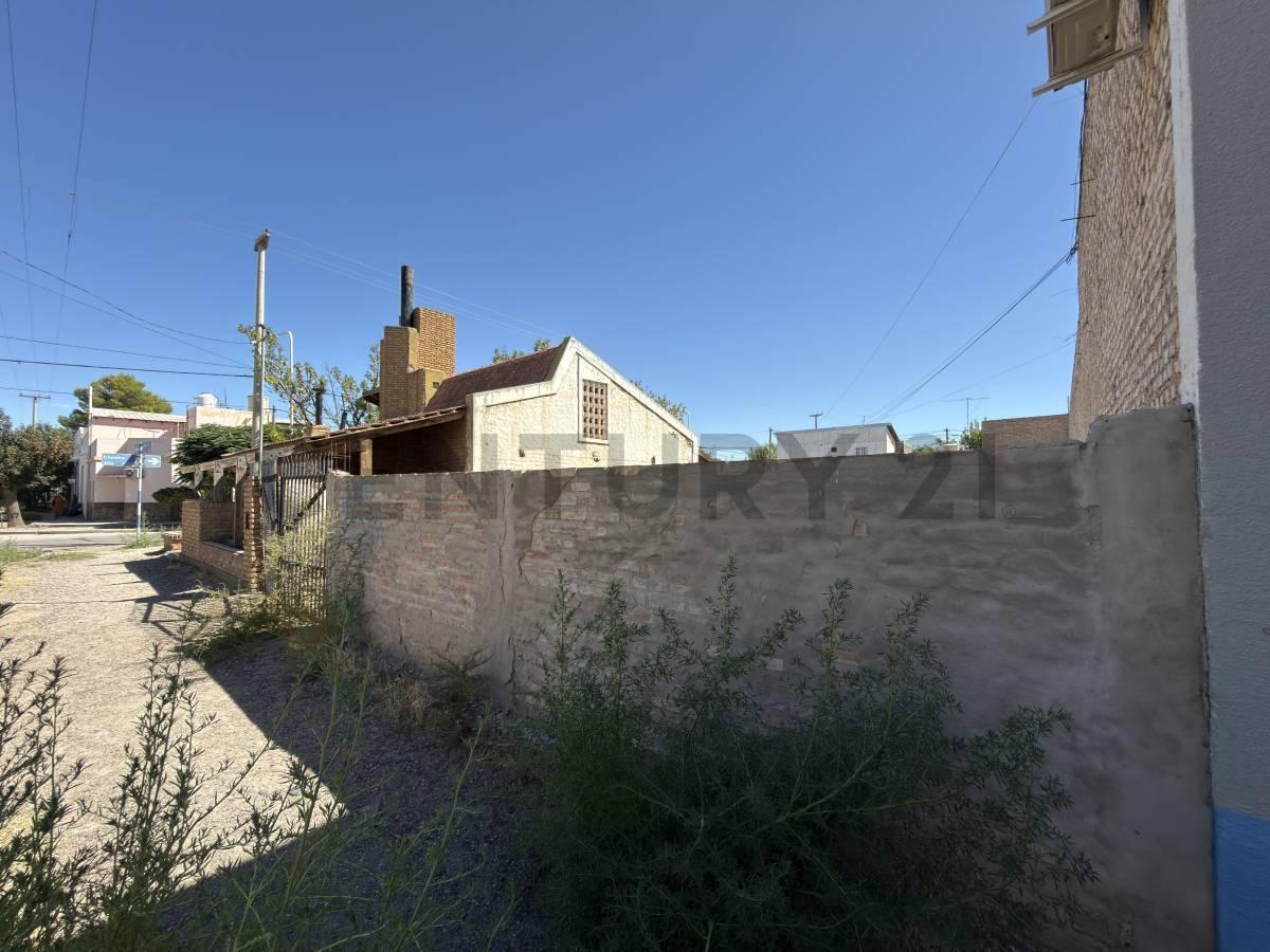 Lote/Terreno EN VENTA. Sobre calle Mexico casi España, apto desarrollos