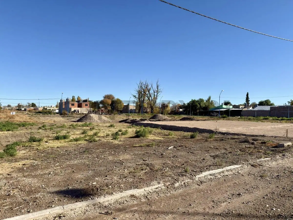 Lote | Terreno | barrio Bartorelli | Ciudad de General Roca 5