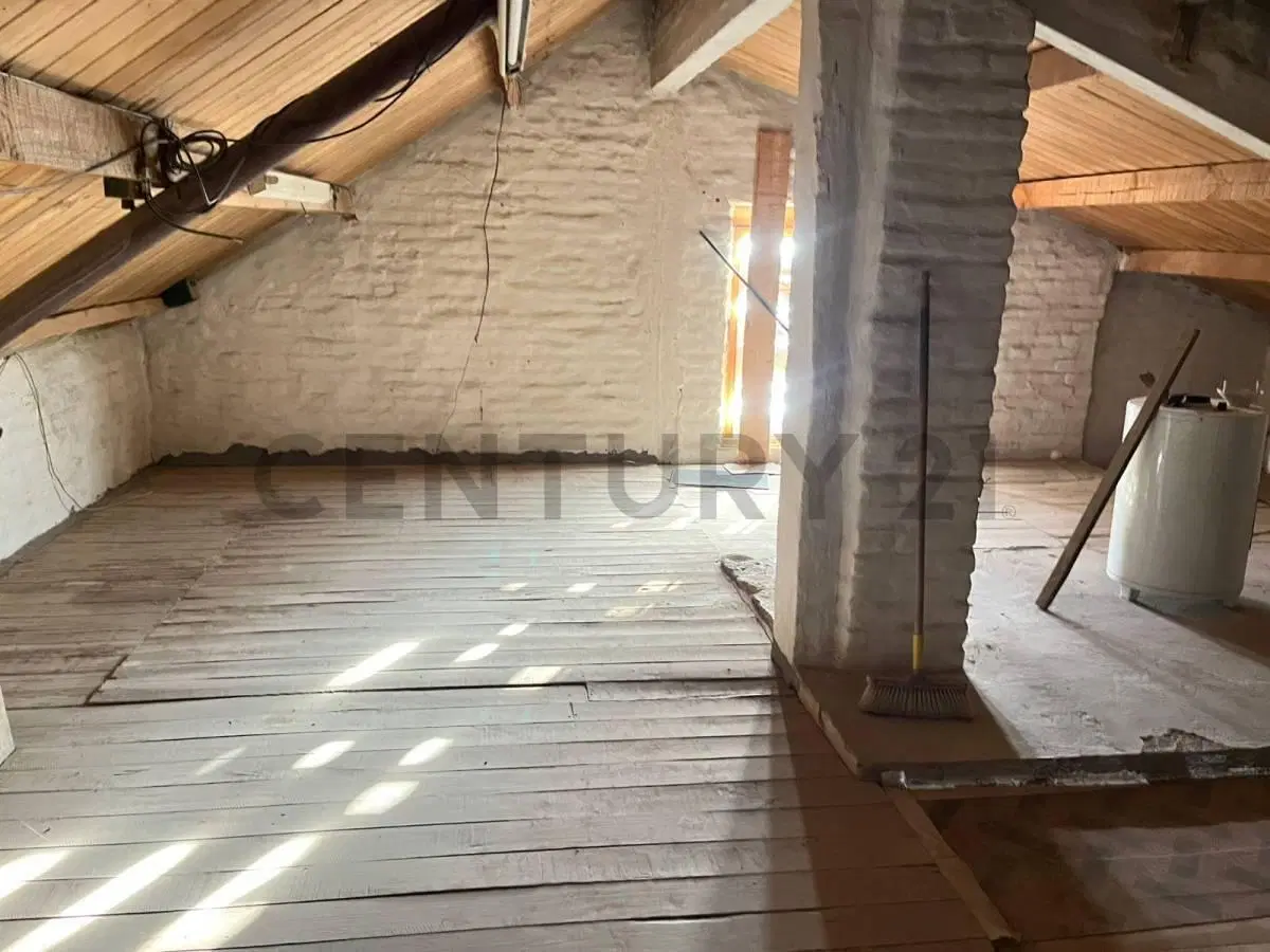 Casa en venta en General Roca 5