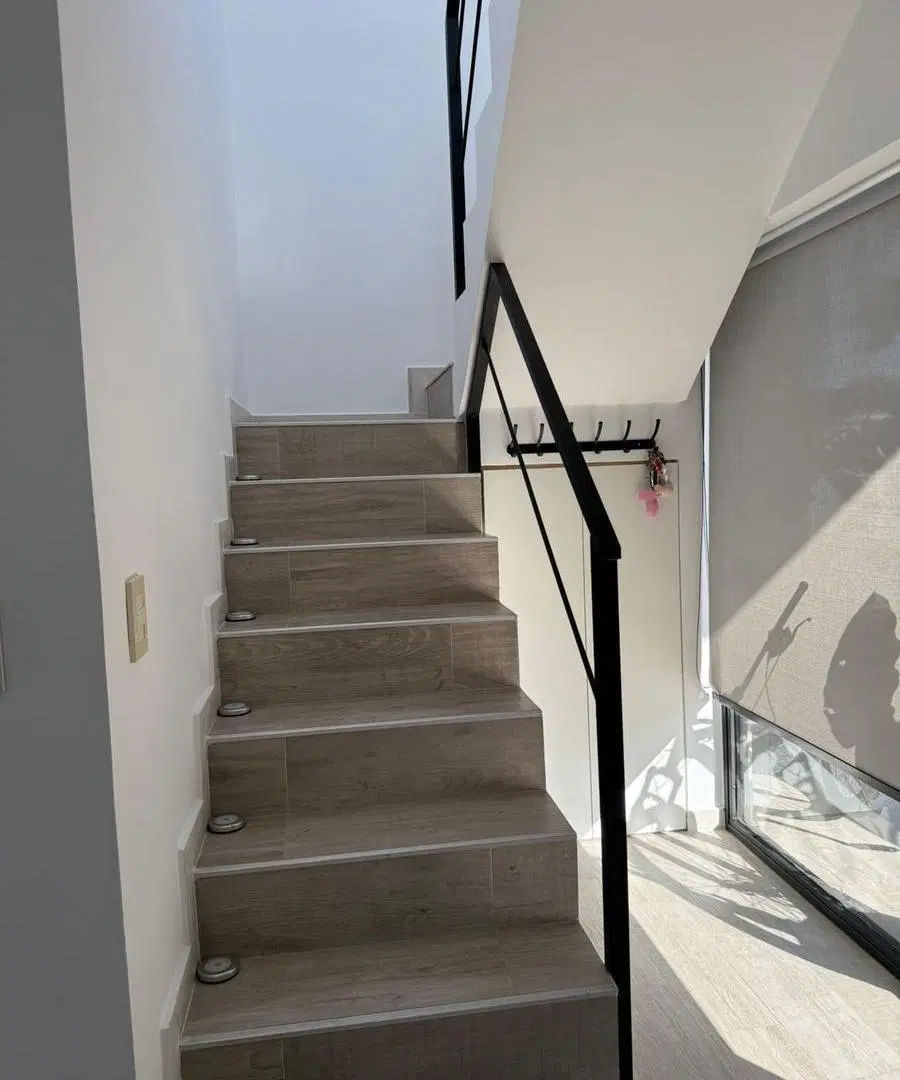 CASA EN VENTA 4 AMBIENTES Solar de Álvarez Nueva 5