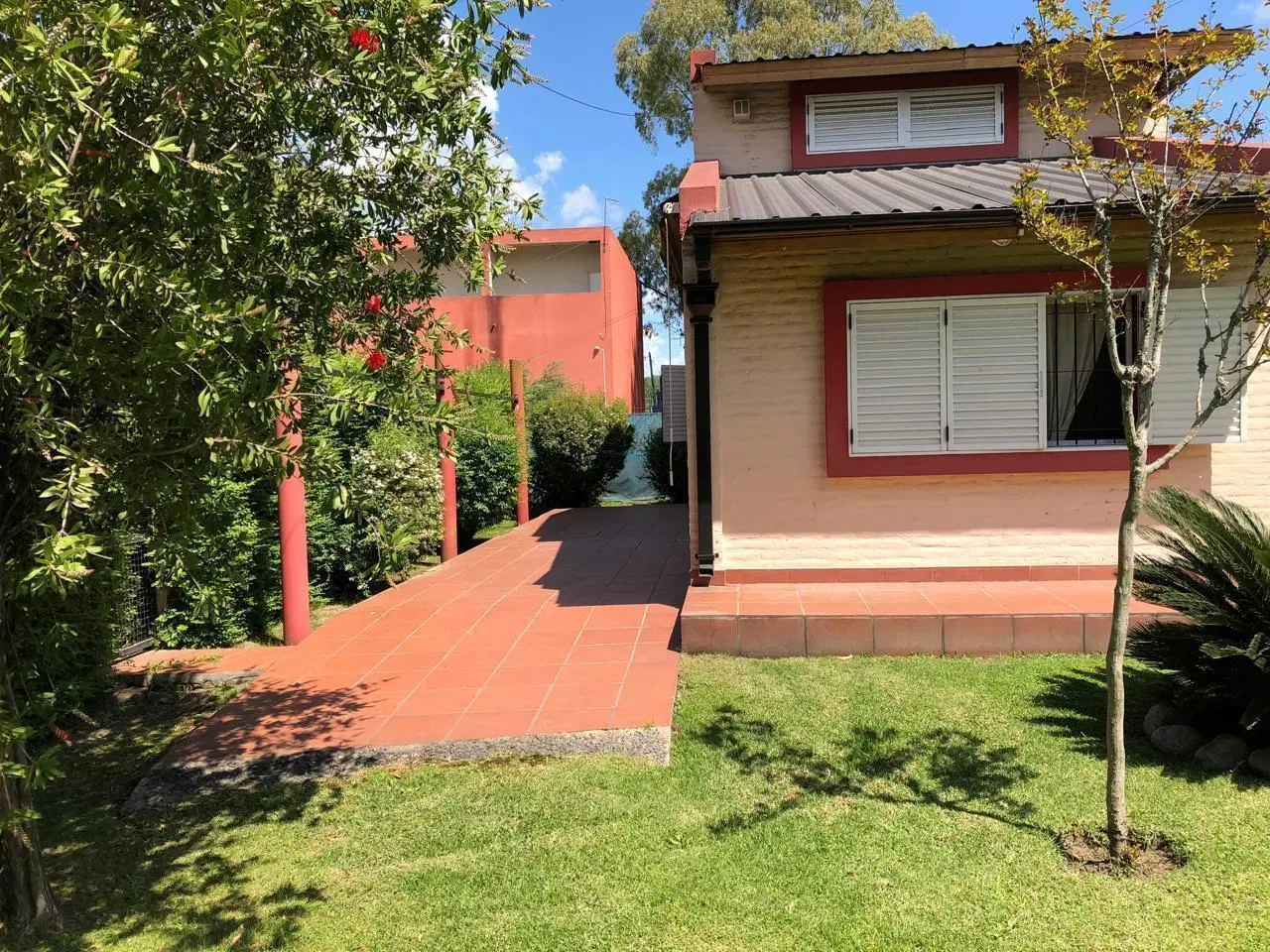 CASA QUINTA EN VENTA 4 AMBIENTES FRANCISCO ALVAREZ A 5O METROS DE ACCESO OESTE Y CALLE GORRITI 4